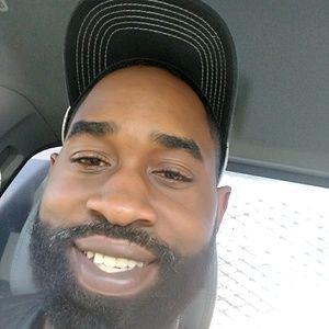 Meet your Posher, Corey